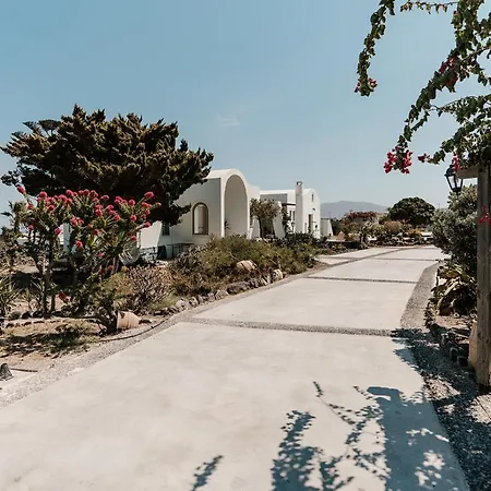 Echo * Fira (Santorini)