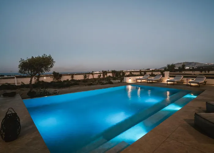 Villa Echo Fira (Santorini)